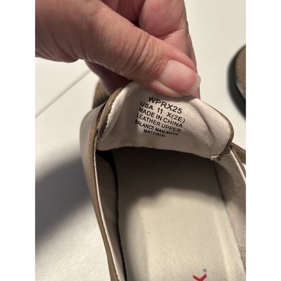 Propet Olivia WPRX25 Taupe Leather/Stretch Fabric Casual Shoes Women’s 11 X(2E) - Picture 10 of 10